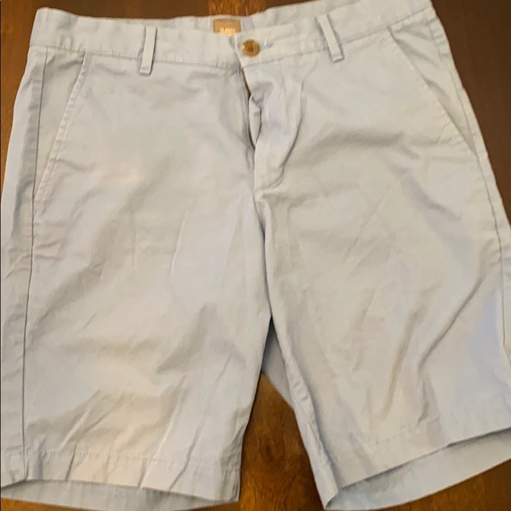 Gap | Classic Khakis | size 32